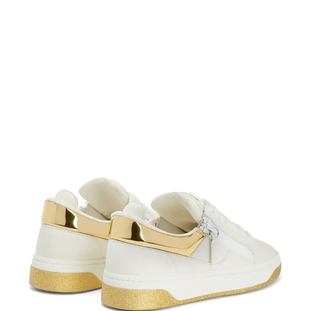 Кроссовки GZ94