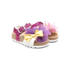 Сандалии с цветочной аппликацией