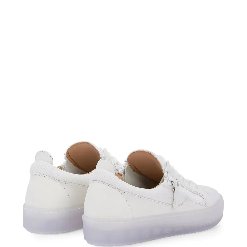 Кроссовки Gail на шнуровке