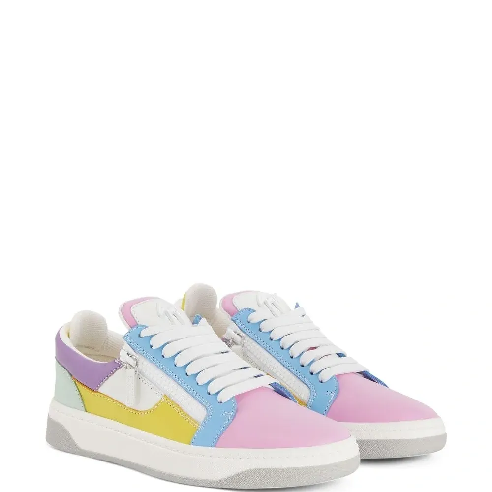 Кроссовки GZ94 в стиле колор-блок