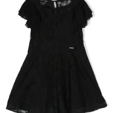 Платье с короткими рукавами