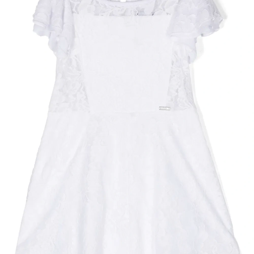 Платье с короткими рукавами