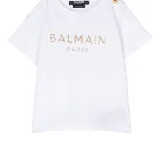 Футболка с логотипом