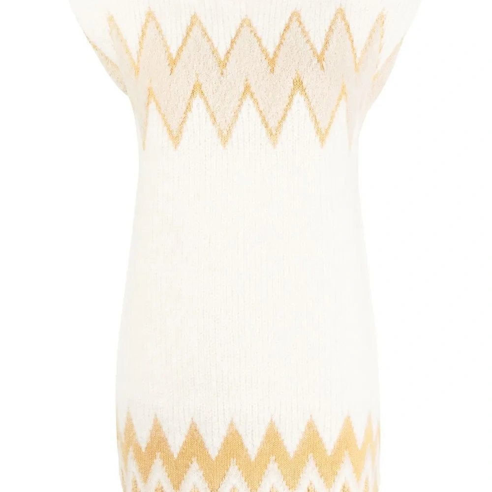 Платье мини с вышитым узором зигзаг