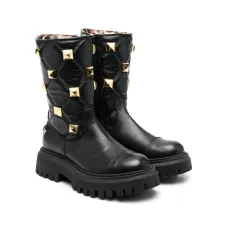 Ботинки с заклепками