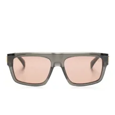 Солнцезащитные очки в прямоугольной оправе