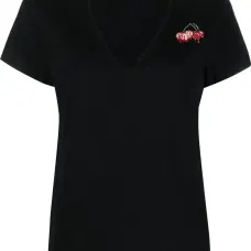 Футболка с вышитым логотипом и V-образным вырезом