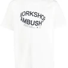 Футболка Revolve с логотипом