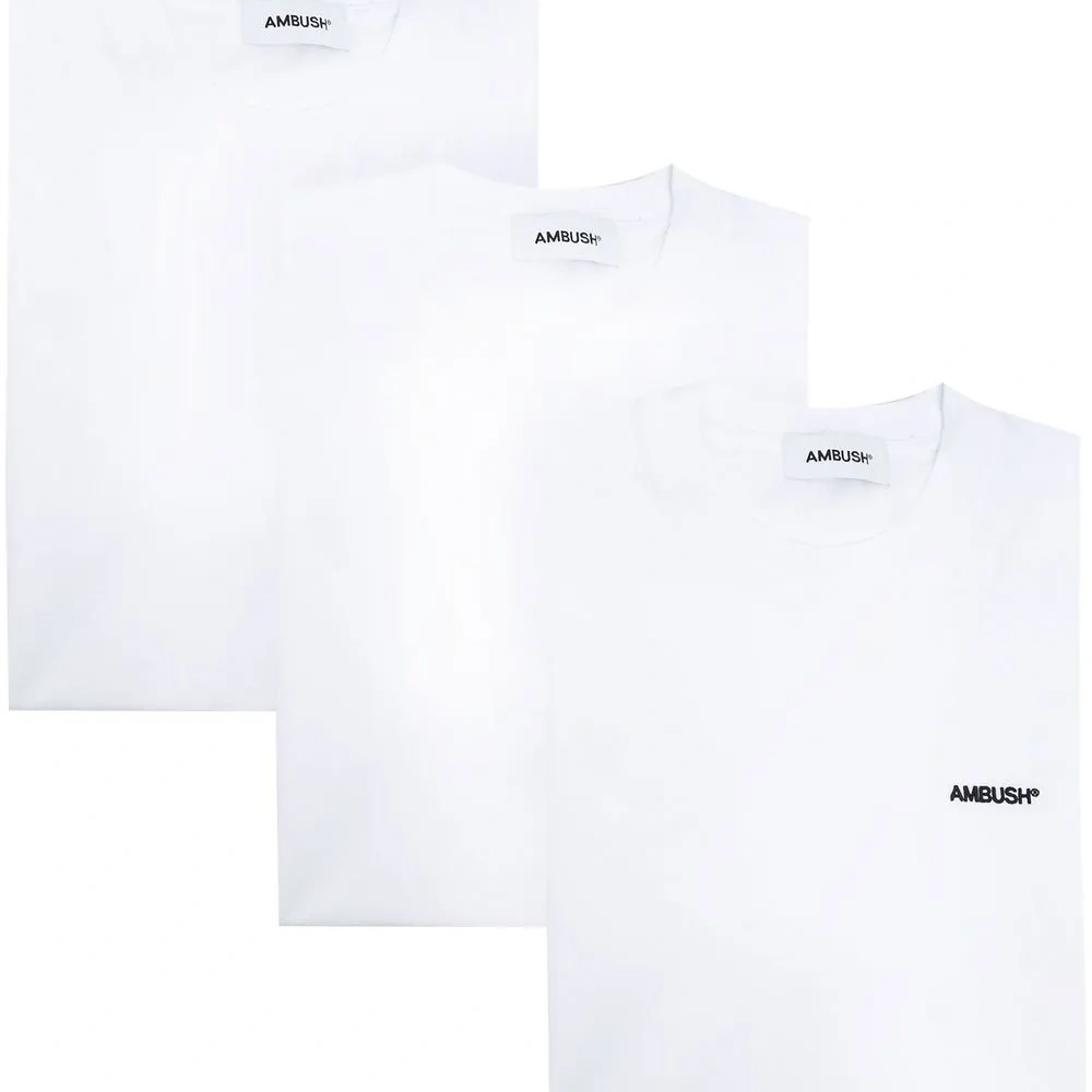 Комплект из трех футболок с вышитым логотипом