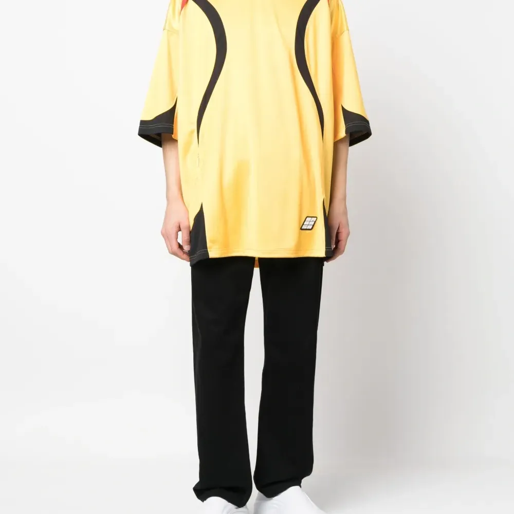 Футболка с короткими рукавами Футболка с короткими рукавами