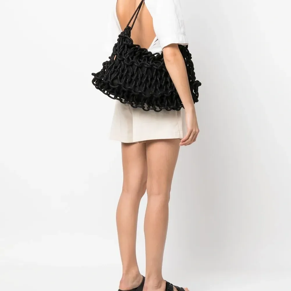 Плетеная сумка на плечо Nadia