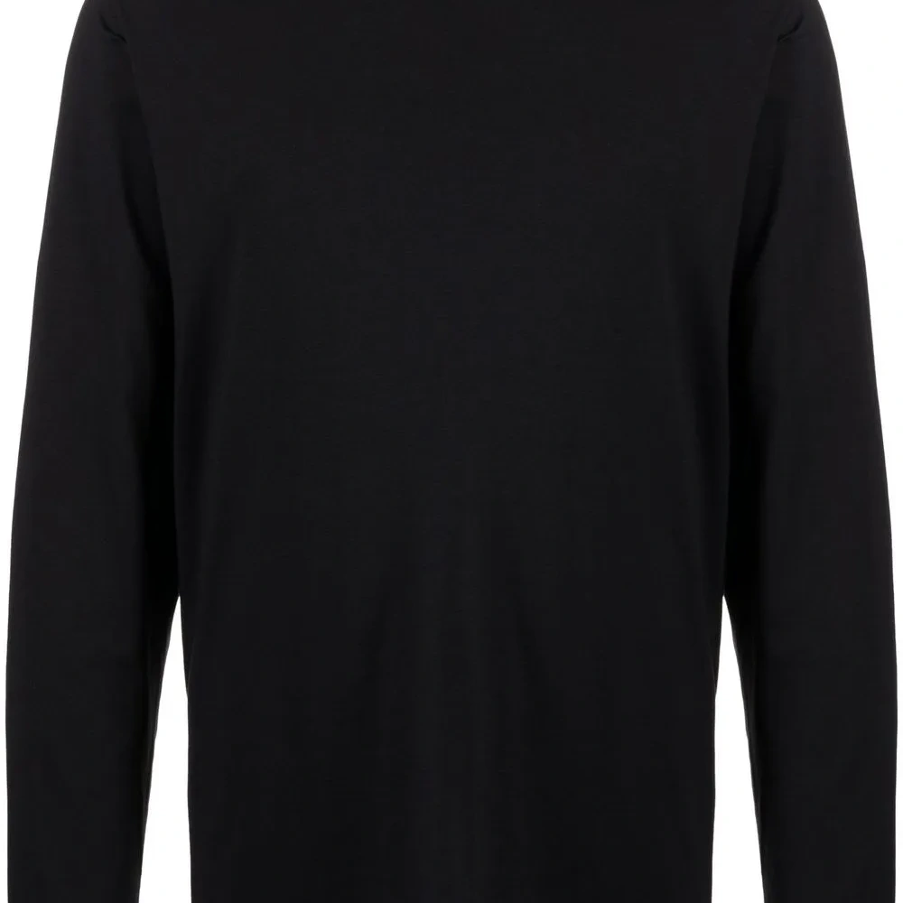 Футболка с длинными рукавами