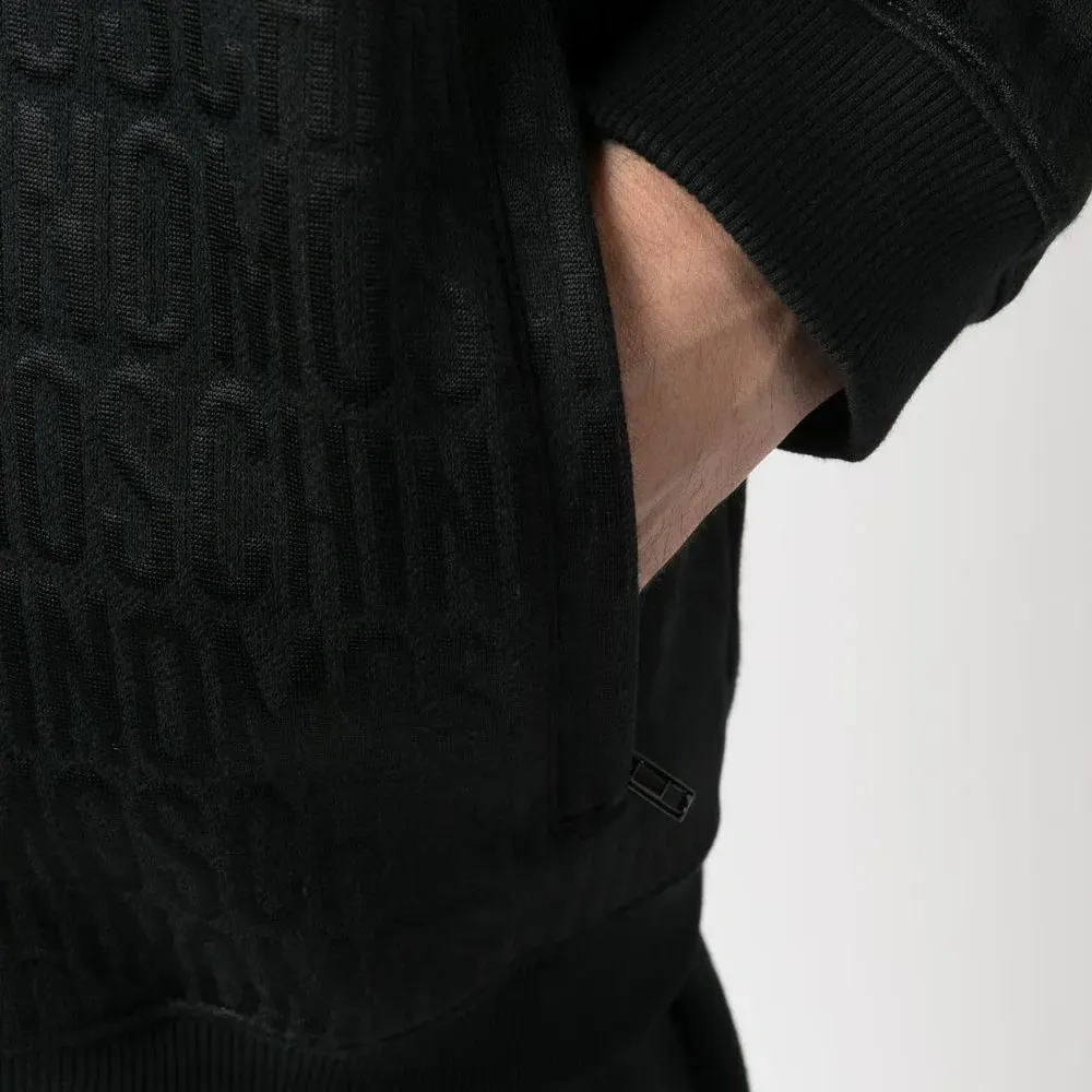 Толстовка с тисненым логотипом