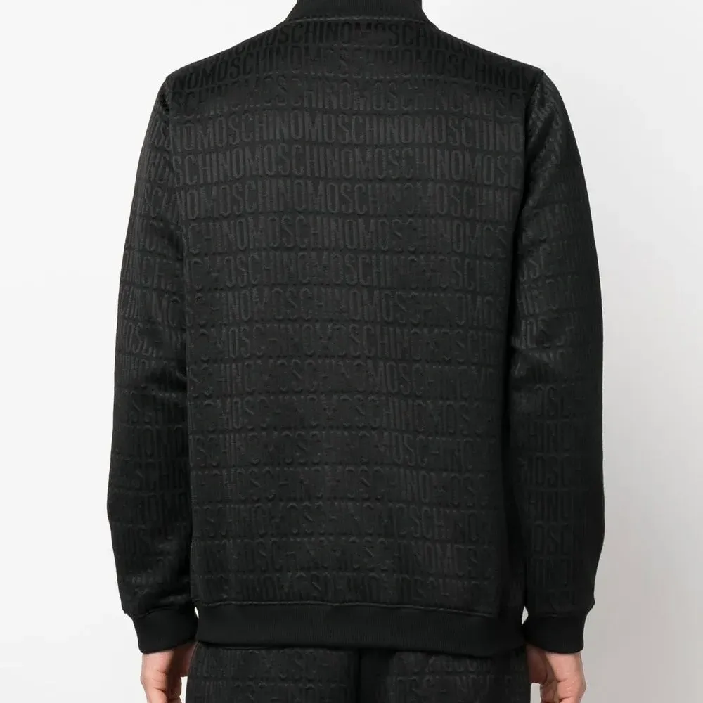 Толстовка с тисненым логотипом