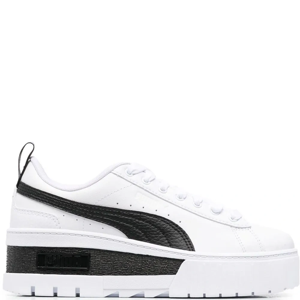 Кроссовки в стиле колор-блок