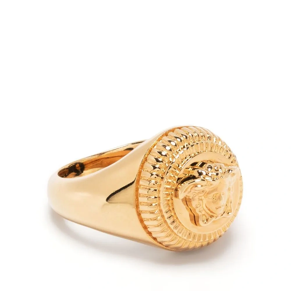 Кольцо с декором Medusa