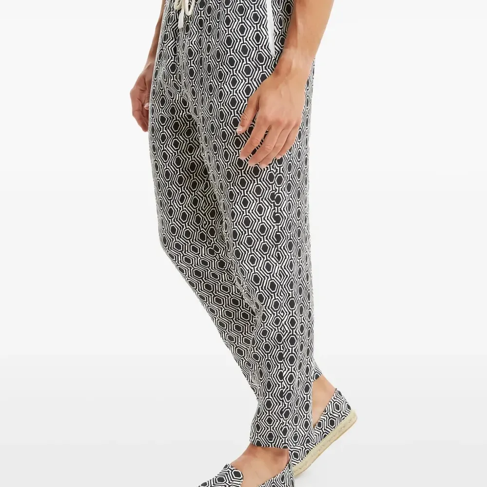 Брюки с геометрическим узором