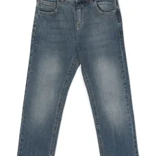 Прямые джинсы средней посадки