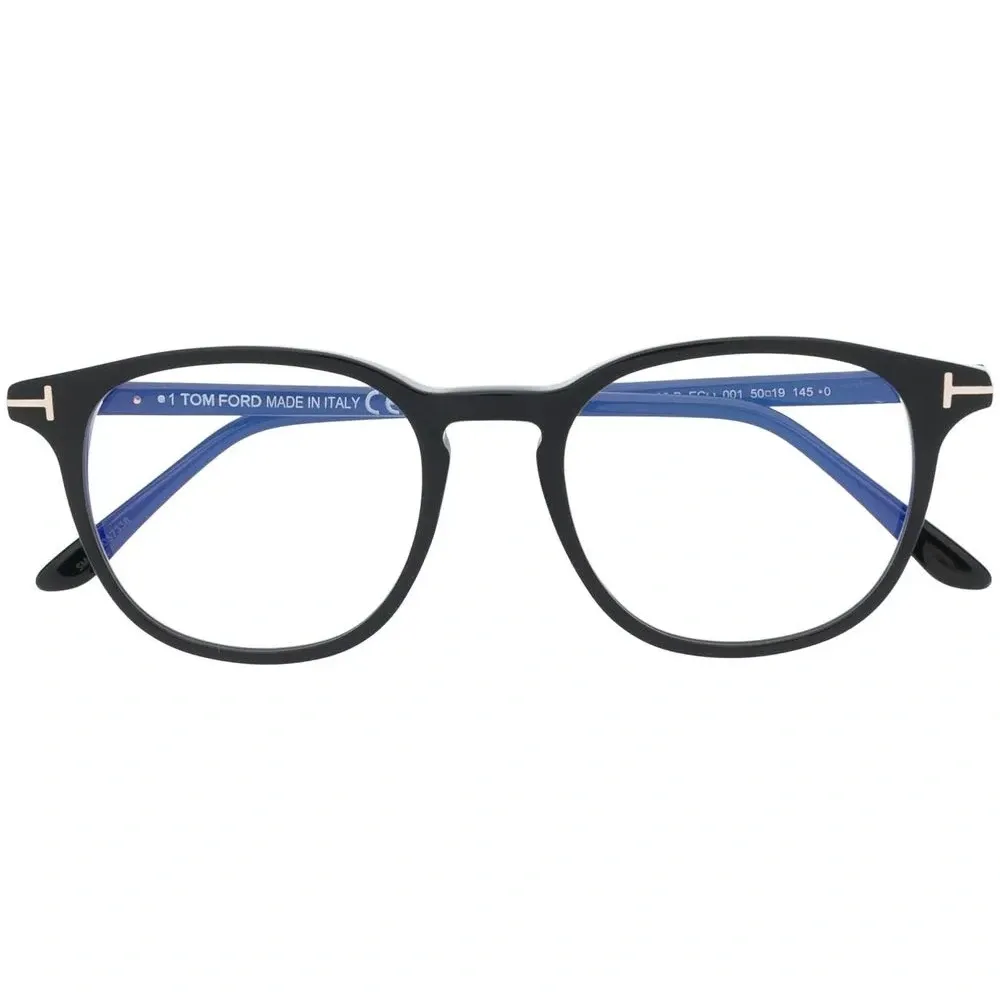 Очки в круглой оправе