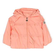 Куртка с капюшоном и нашивкой-логотипом