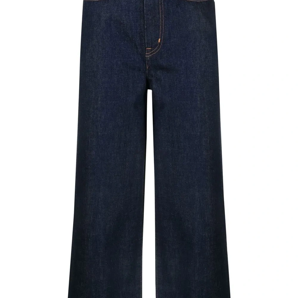 Широкие джинсы с завышенной талией