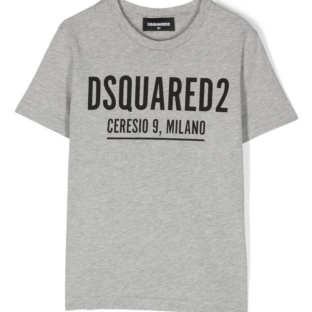 Футболка с логотипом Футболка с логотипом