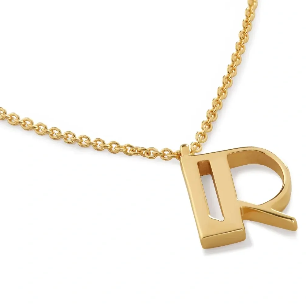 Позолоченное колье с подвеской R