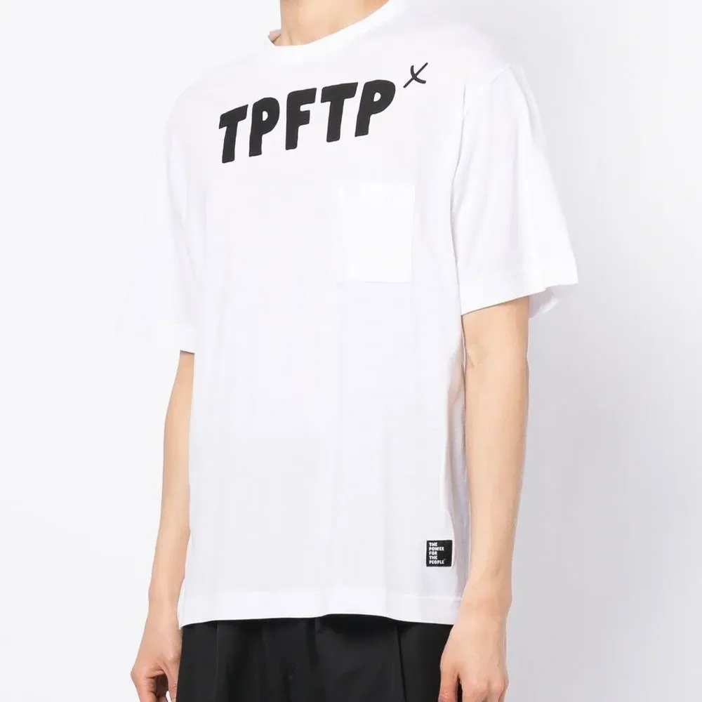 Футболка с логотипом