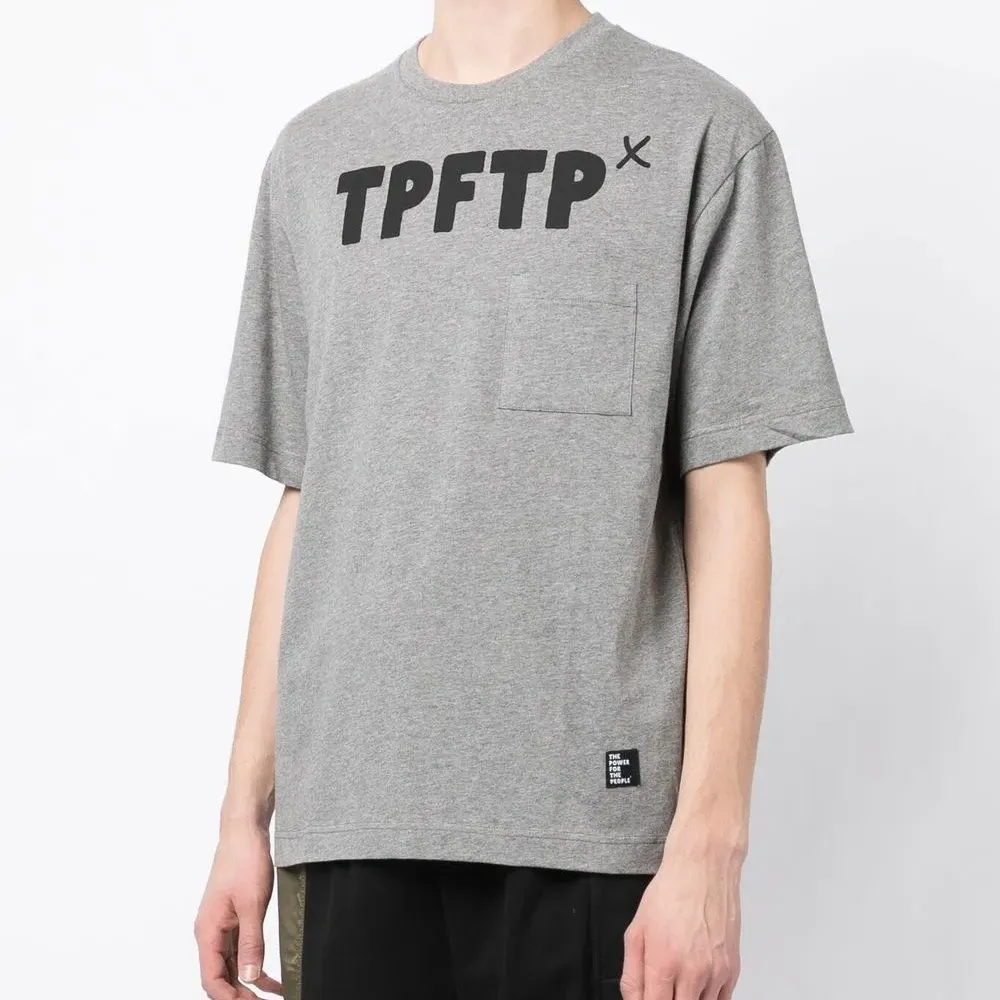 Футболка с логотипом