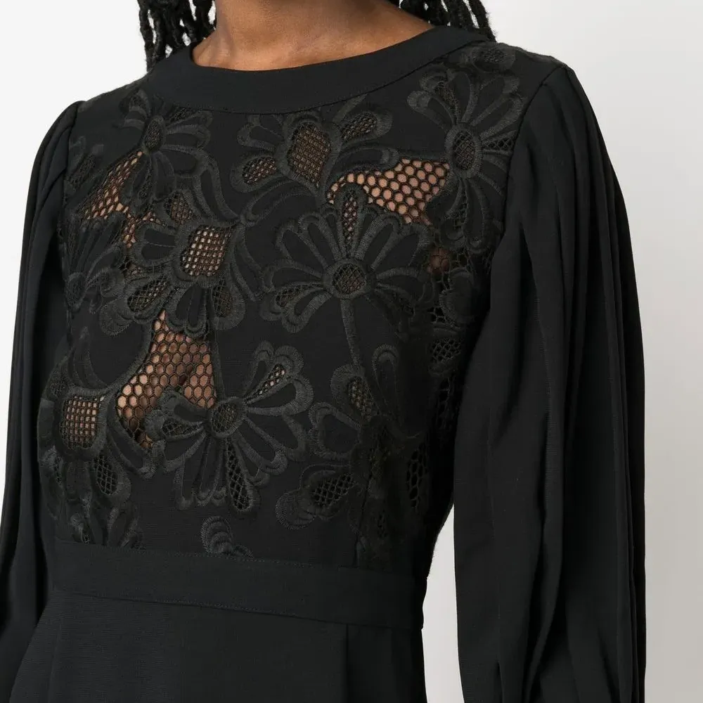 Платье мини с цветочным принтом