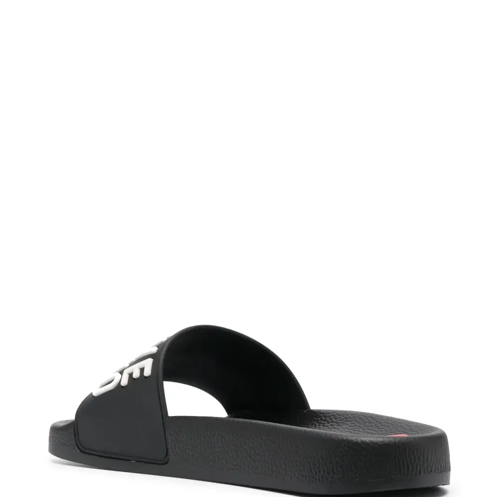 Шлепанцы с 3D логотипом