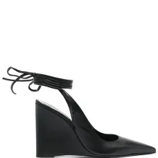 Босоножки на танкетке