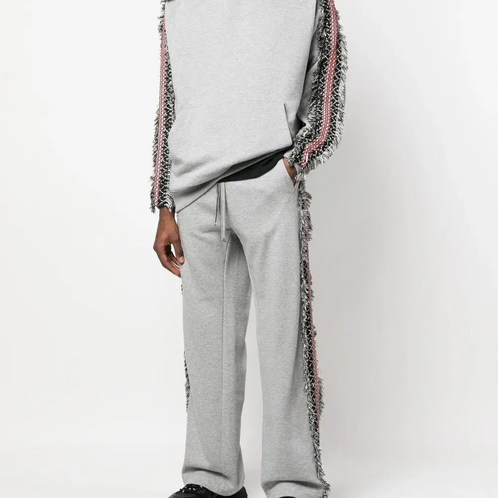 Худи с вышивкой