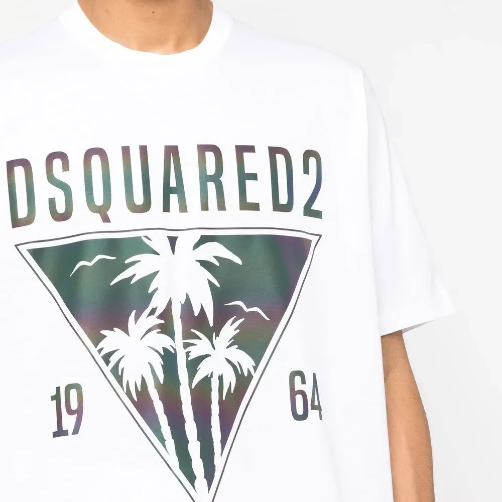 Футболка с логотипом