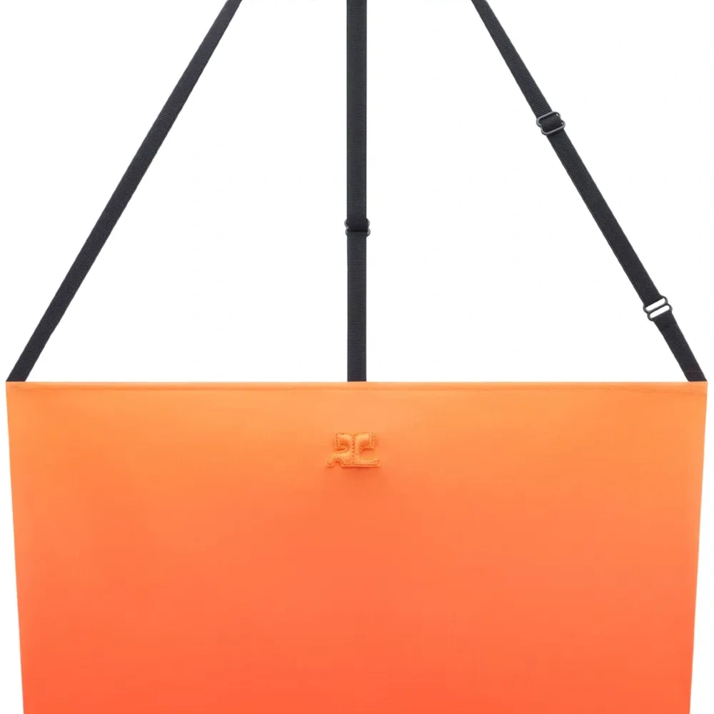 Топ бандо с эффектом градиента