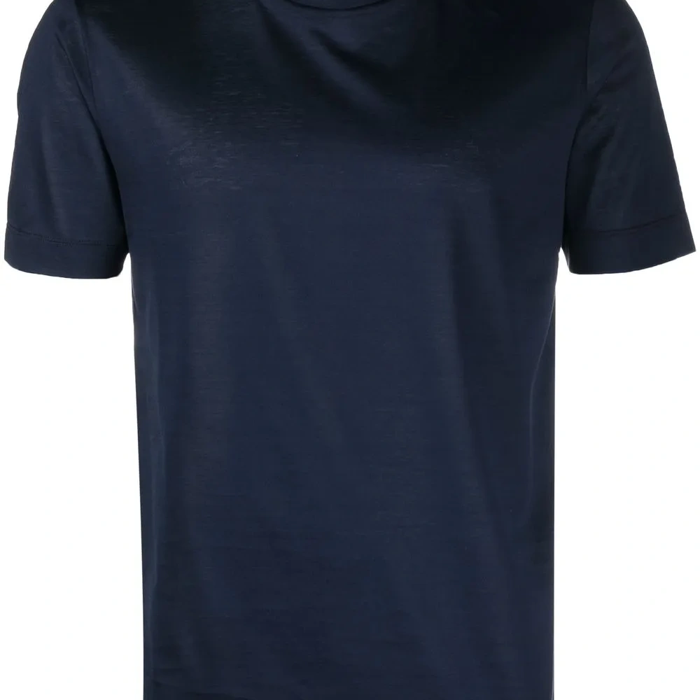 Футболка с круглым вырезом