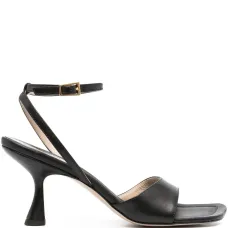 Босоножки на каблуке