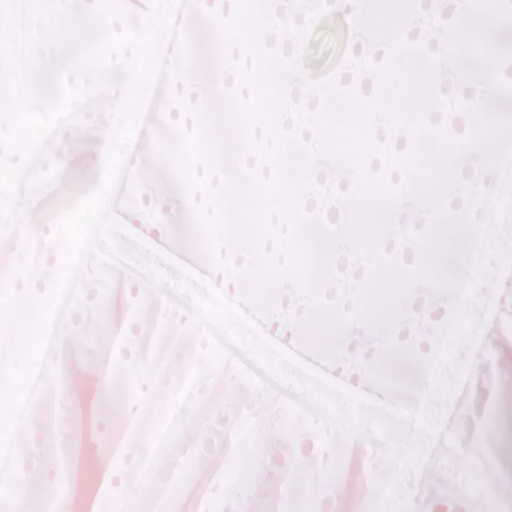 Джемпер без рукавов с вышивкой