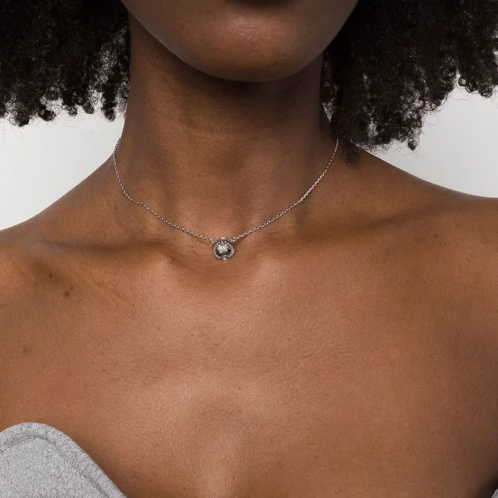 Колье с подвеской