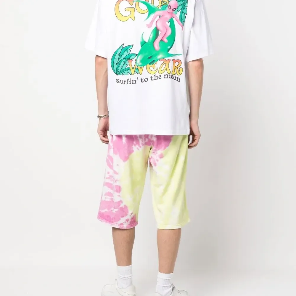 Футболка с логотипом