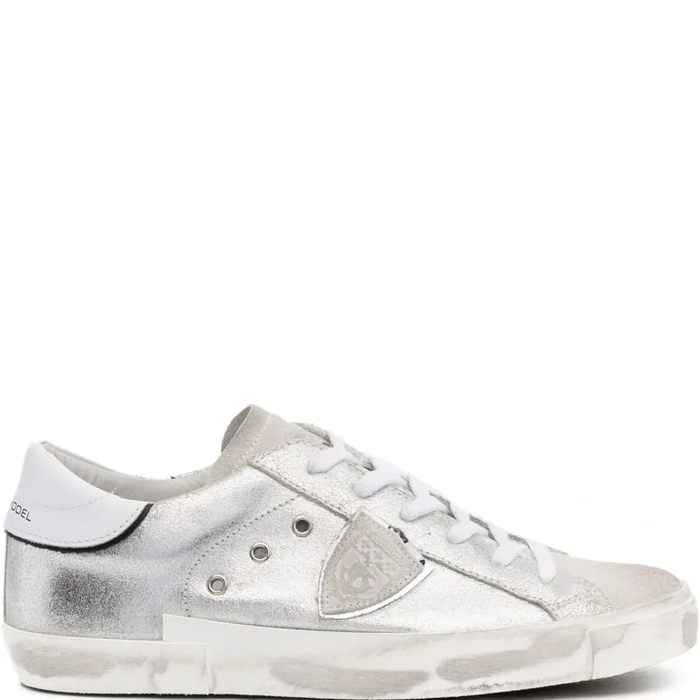 Кеды с логотипом