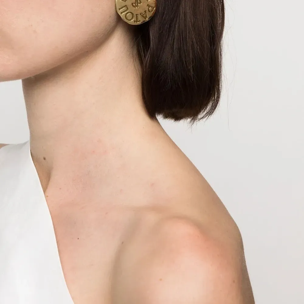 Серьги с логотипом