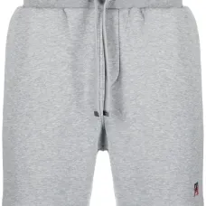 Спортивные шорты с вышитым логотипом