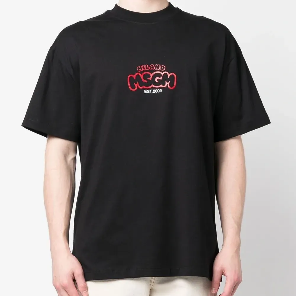 Футболка с графичным принтом