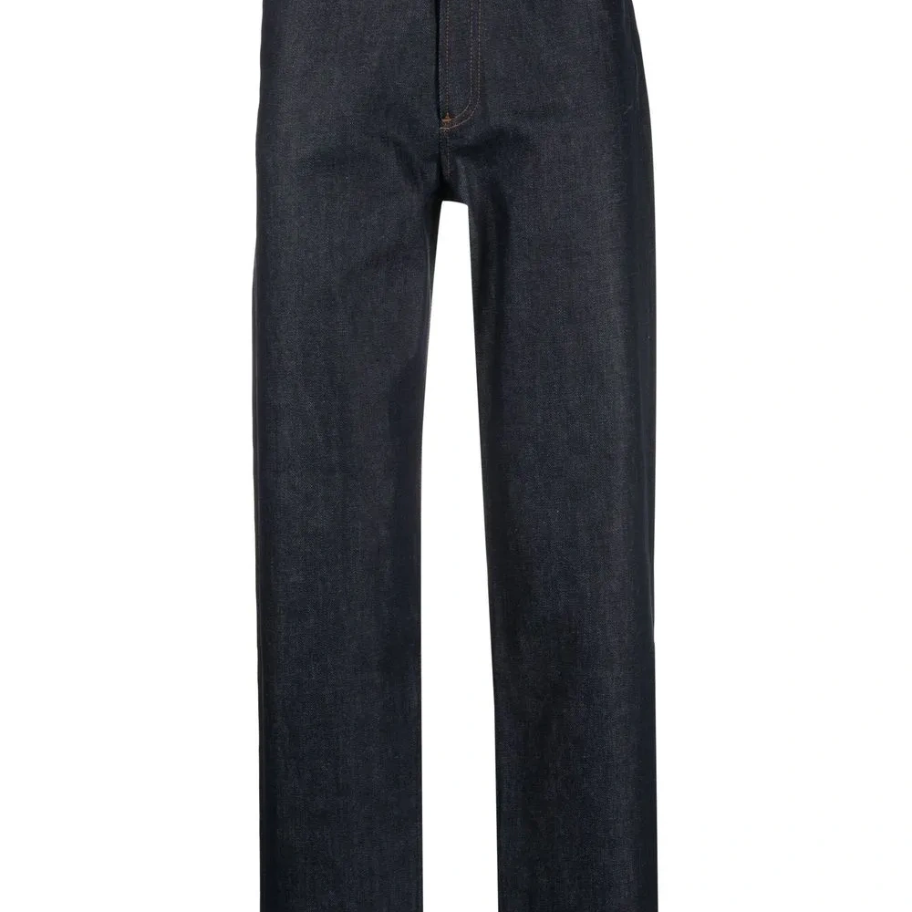 Прямые джинсы средней посадки