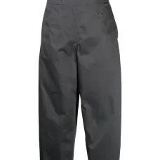 Широкие брюки строгого кроя