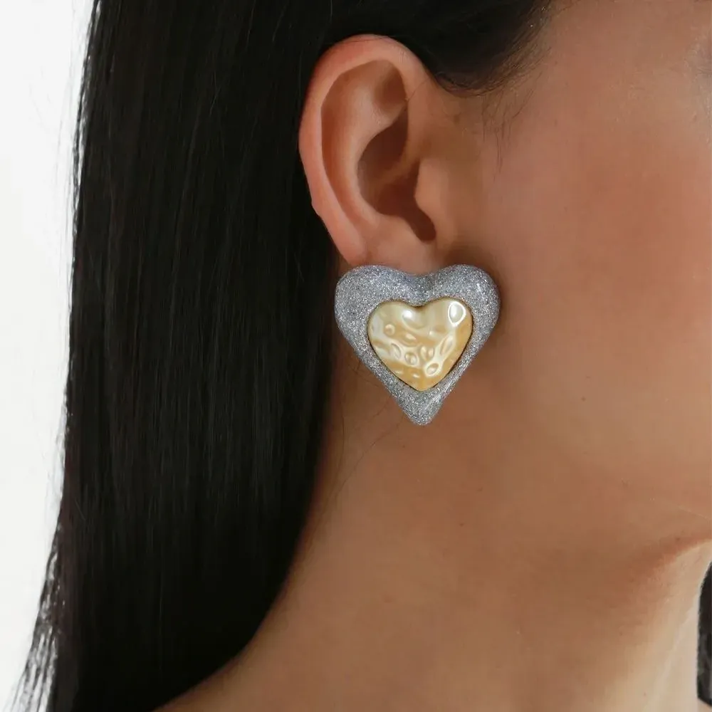 Серьги-гвоздики в виде сердца