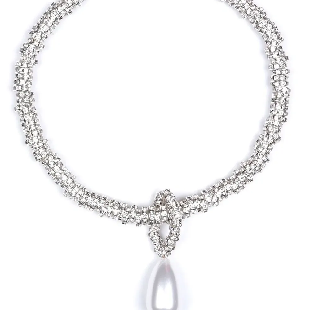 Колье с кристаллами