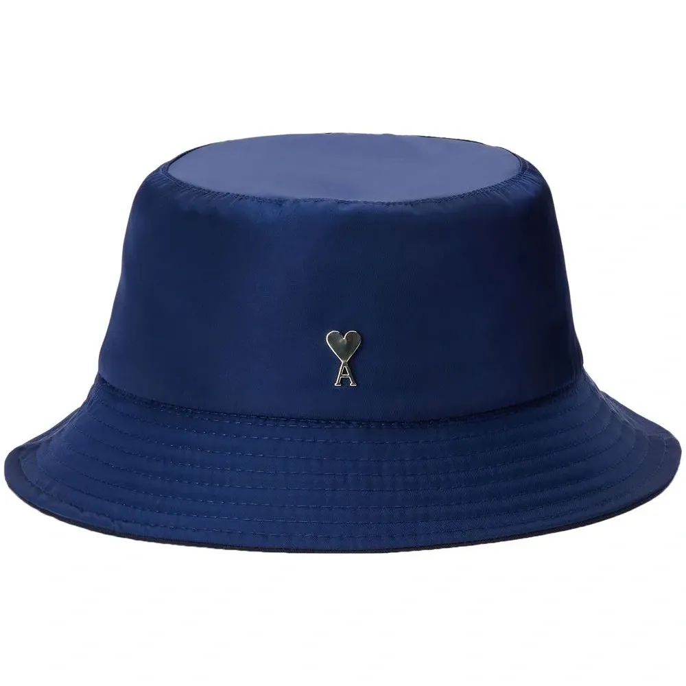 Панама с логотипом