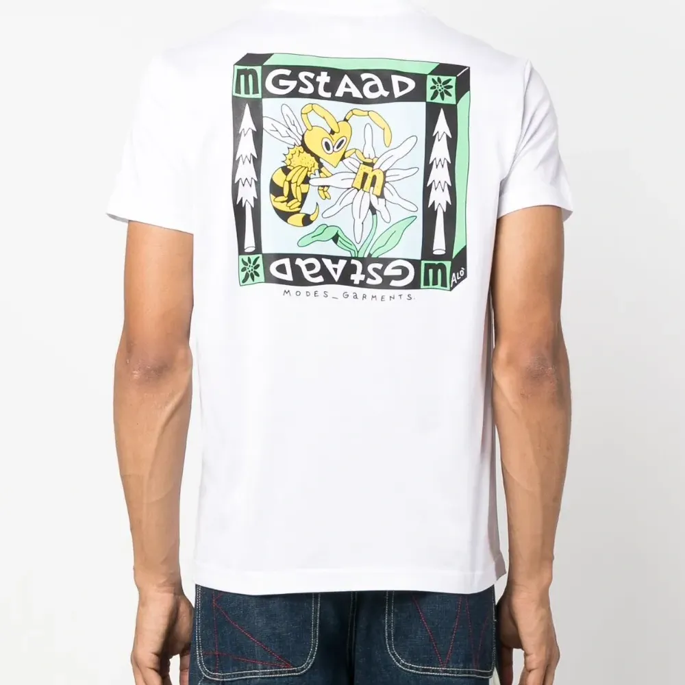 футболка с графичным принтом